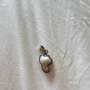 Vintage Antique Silver Fresh Water Pearl Pendant